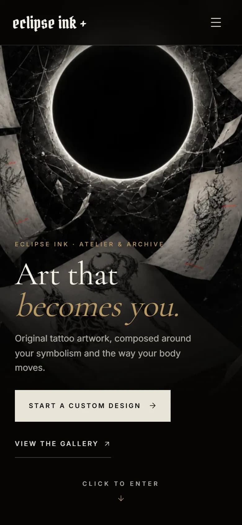 Eclipse Ink na telefonie: zaćmienie, nagłówek „Art that becomes you.” i przycisk projektu na zamówienie.